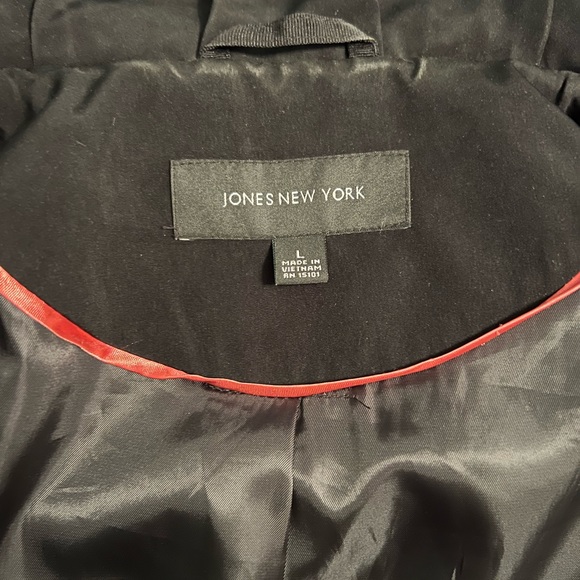 Jones New York Raincoat Excellent condition - Picture 7 of 9
